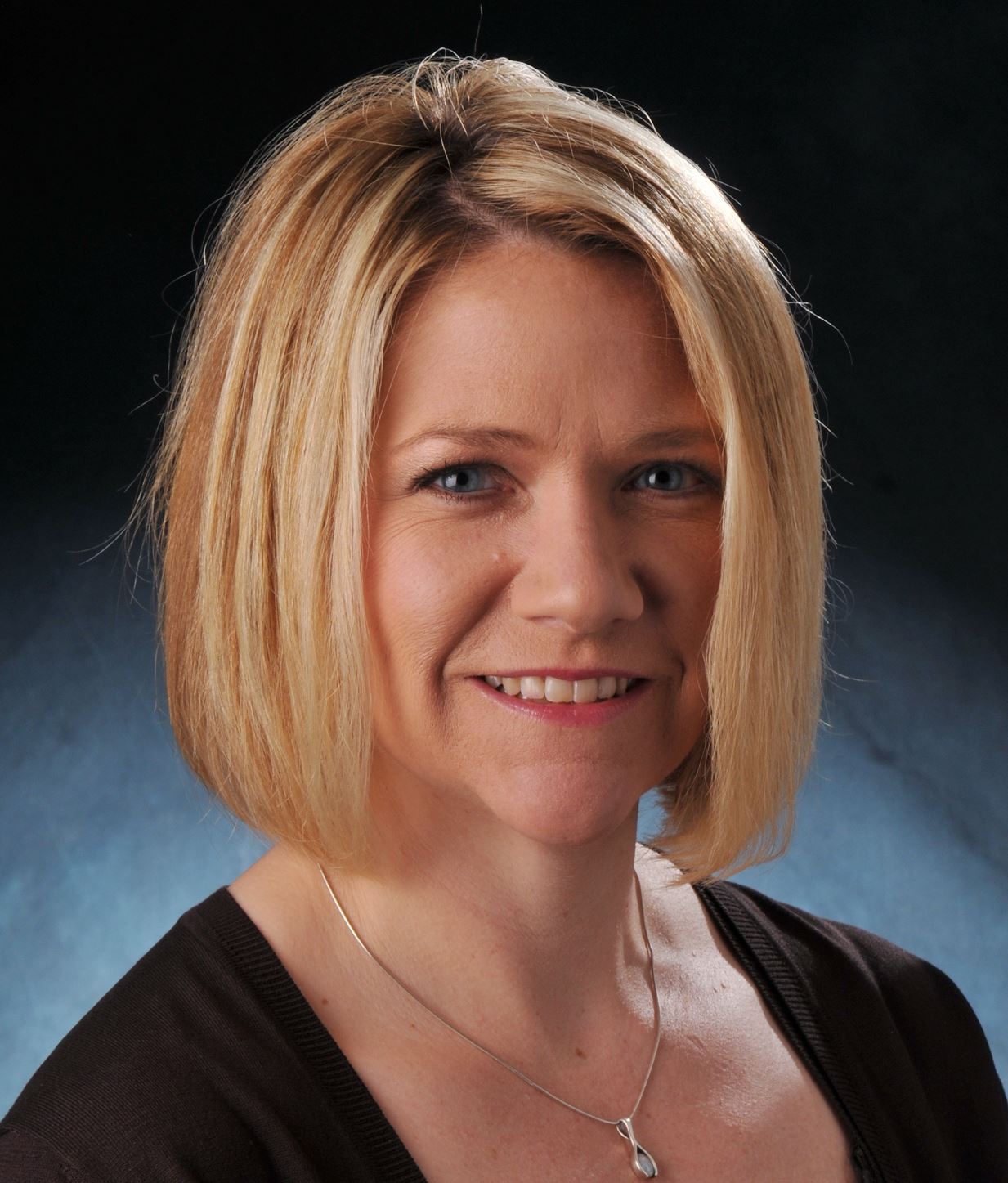 angela bryan headsot